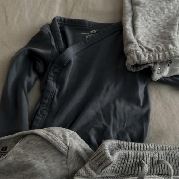 NB BabyBoy Clothes - Picture 4 of 4